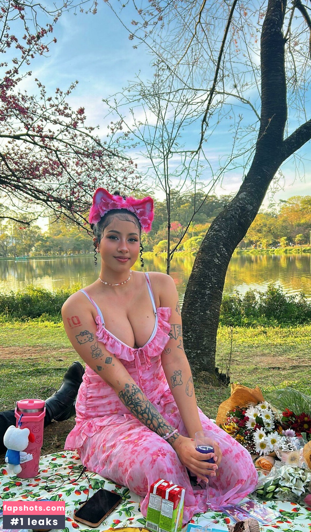 Magic Phyra gallery photo #21