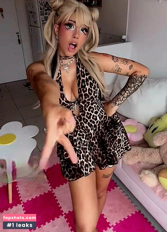 Magic Phyra gallery photo #26