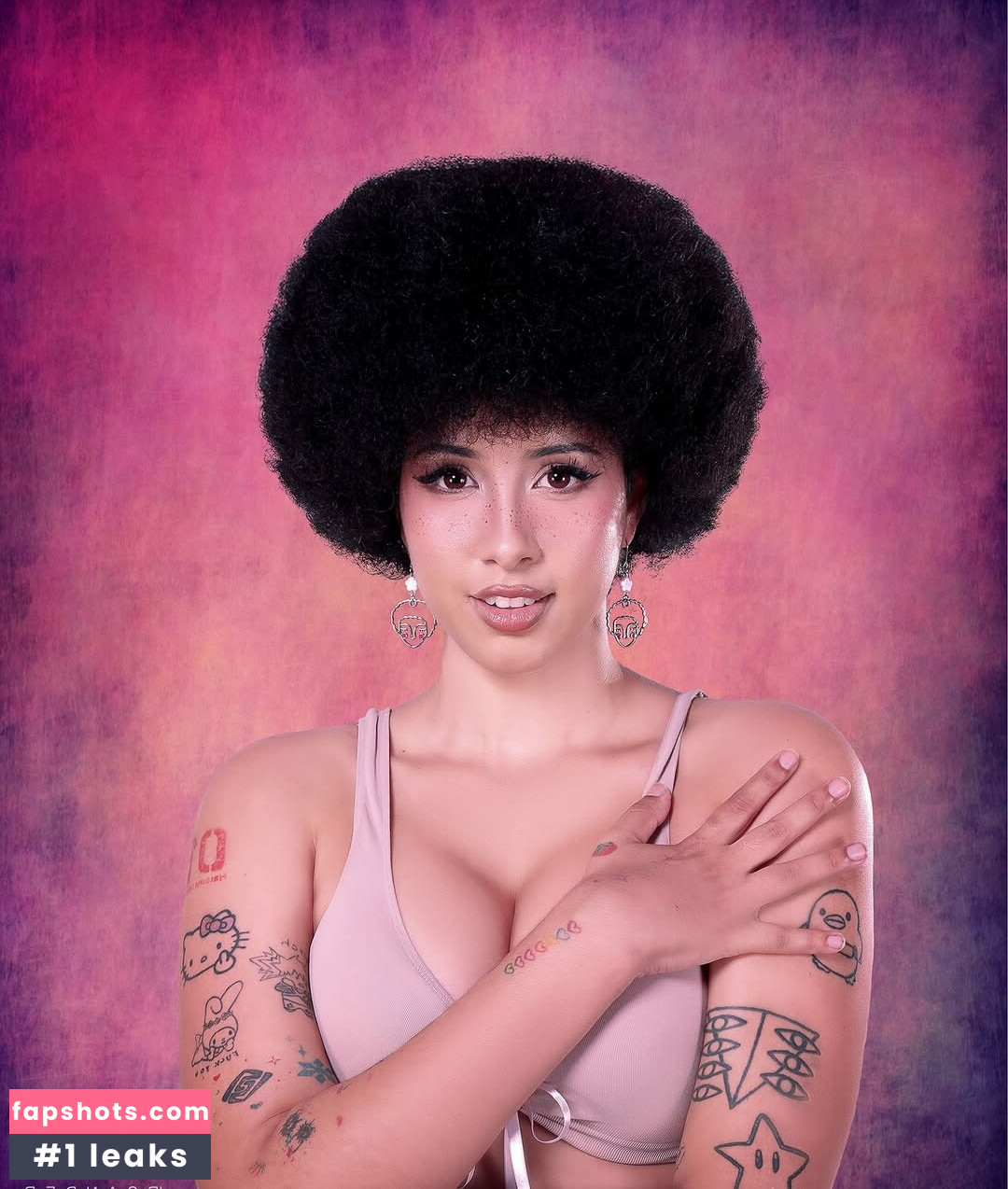 Magic Phyra gallery photo #40