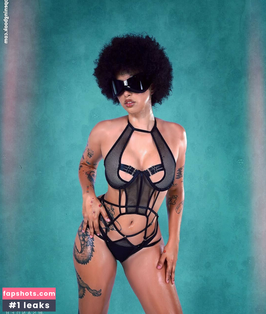 Magic Phyra gallery photo #51