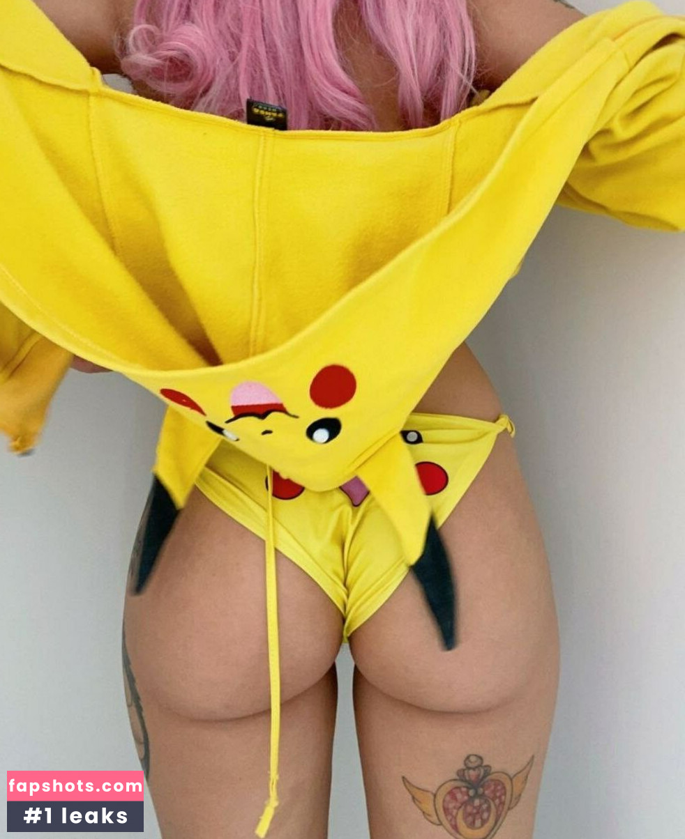 Magic Phyra gallery photo #84