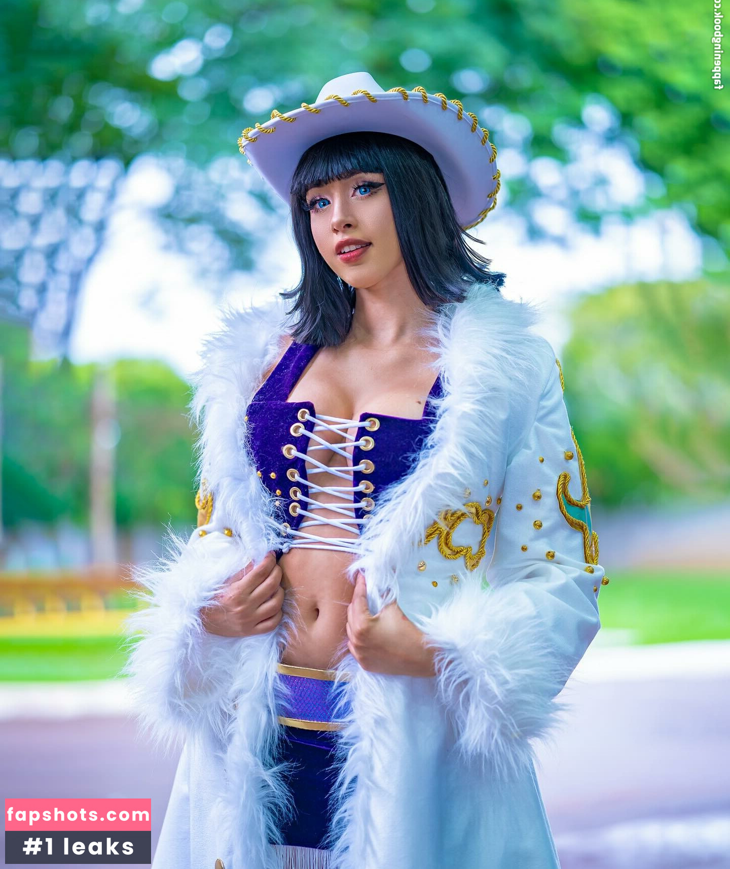 Magic Phyra gallery photo #87