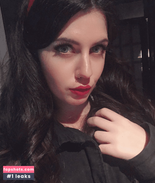 Magui Sunshine (La alquimista de acero) gallery photo #1042