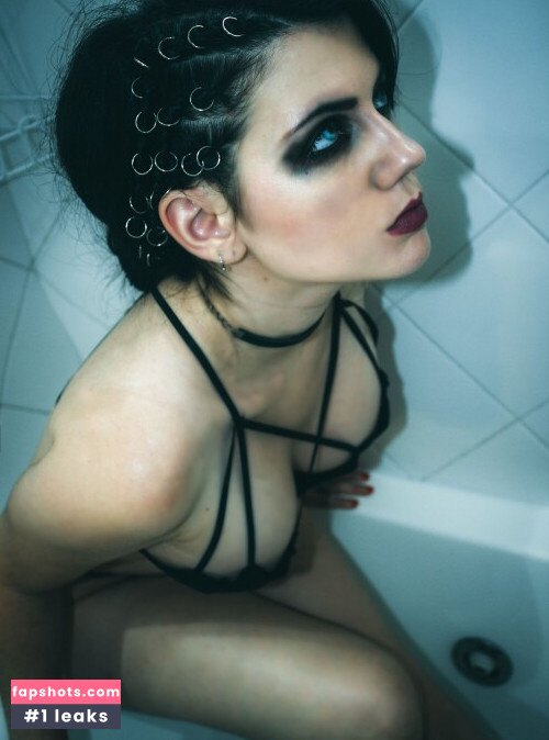 Magui Sunshine (La alquimista de acero) gallery photo #1400