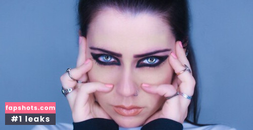 Magui Sunshine (La alquimista de acero) gallery photo #1528