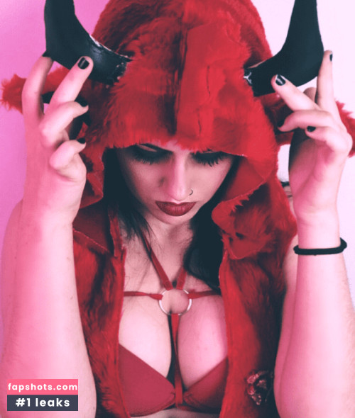 Magui Sunshine (La alquimista de acero) gallery photo #1619