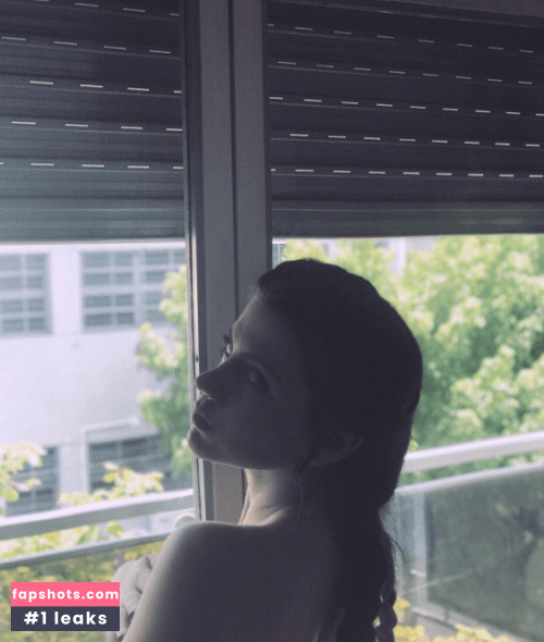 Magui Sunshine (La alquimista de acero) gallery photo #1682