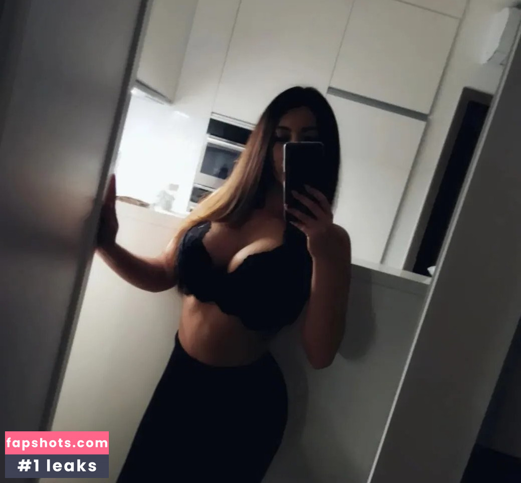 Magyarficial nude babe gallery