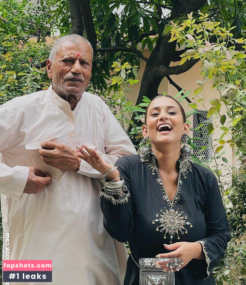 Mahi Mishra gallery photo #10