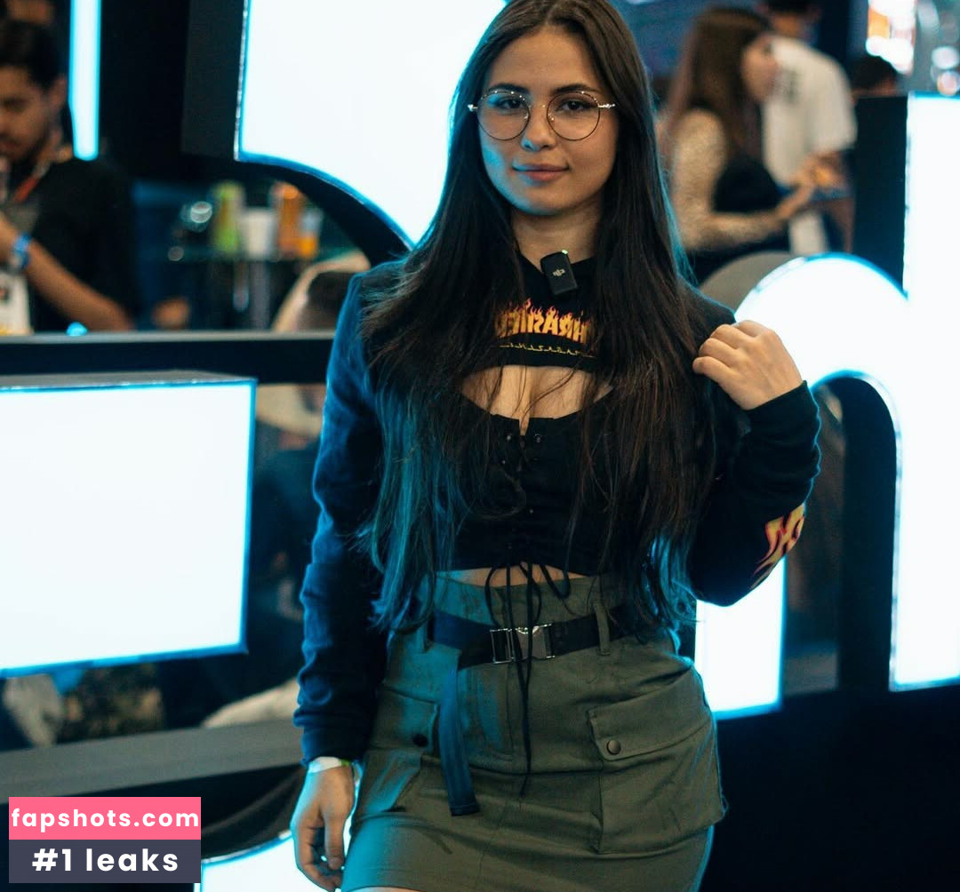 Mahmoojen Nahé úniky fotek pouze od fanoušků #17 - Fapshots