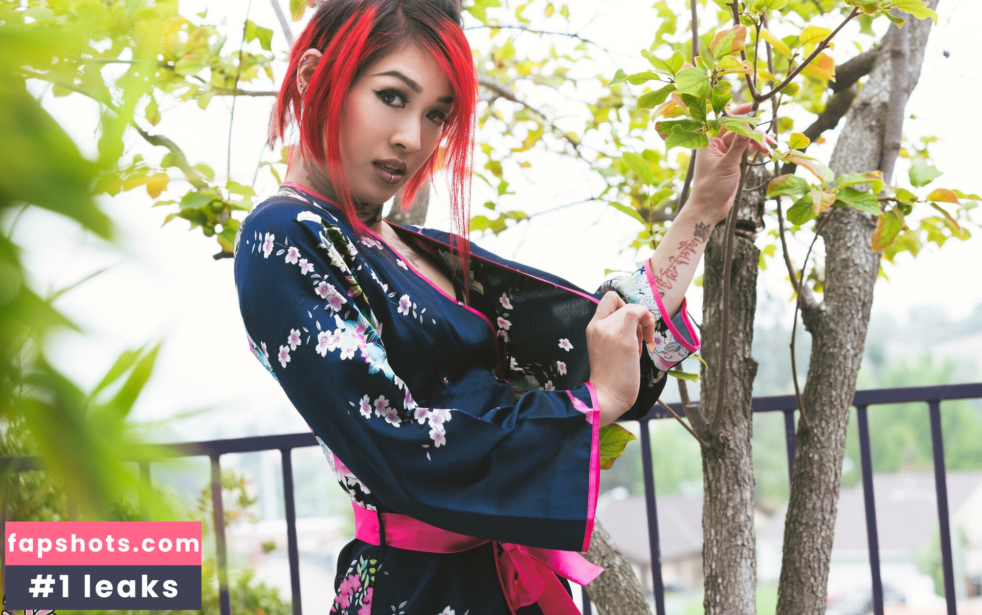 mahnee gallery photo #9