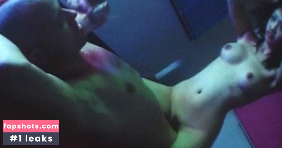 Mai Hoshino gallery photo #4