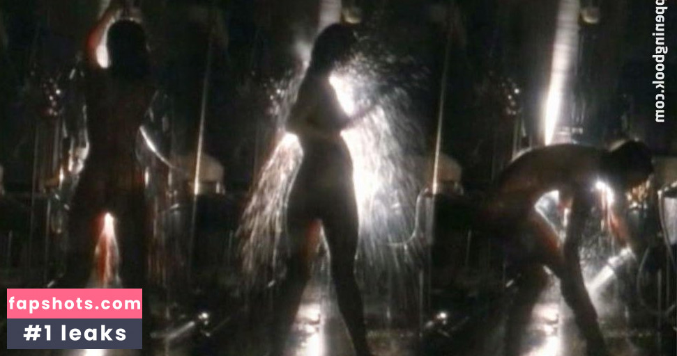 Mai Kitajima gallery photo #3