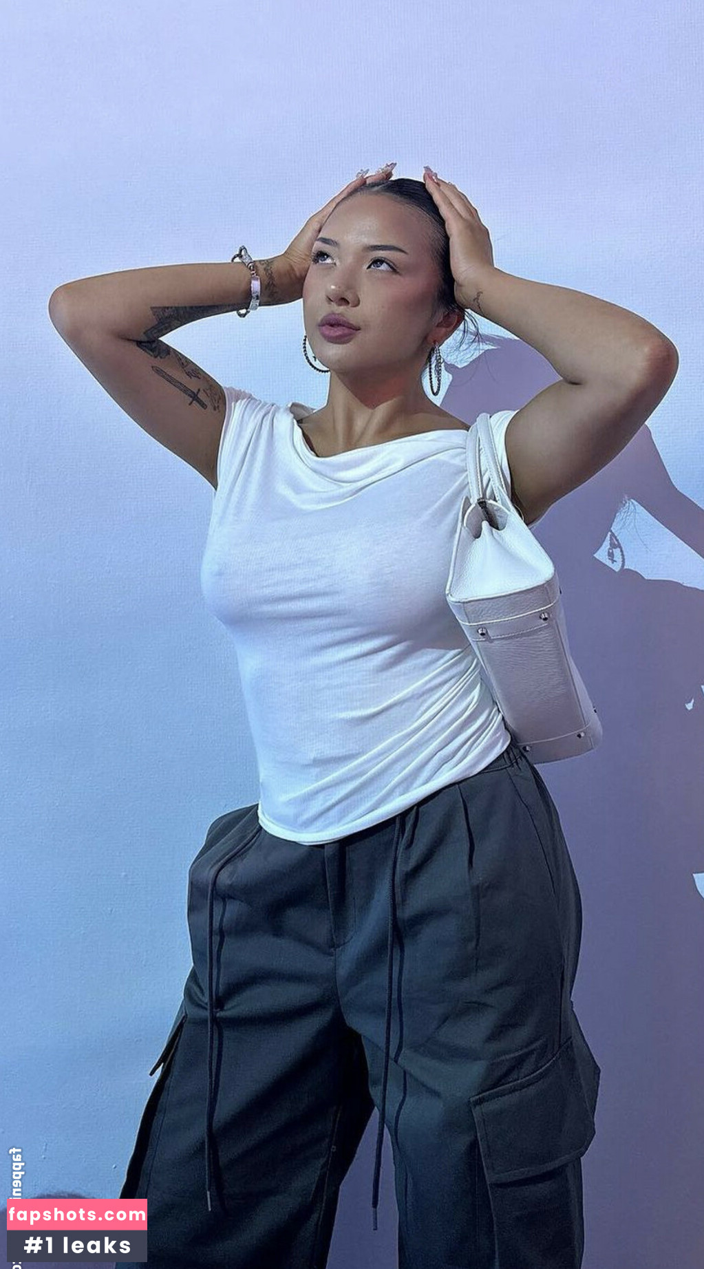 Mai Pham gallery photo #3