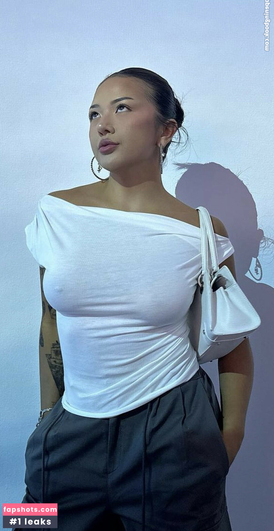 Mai Pham gallery photo #4