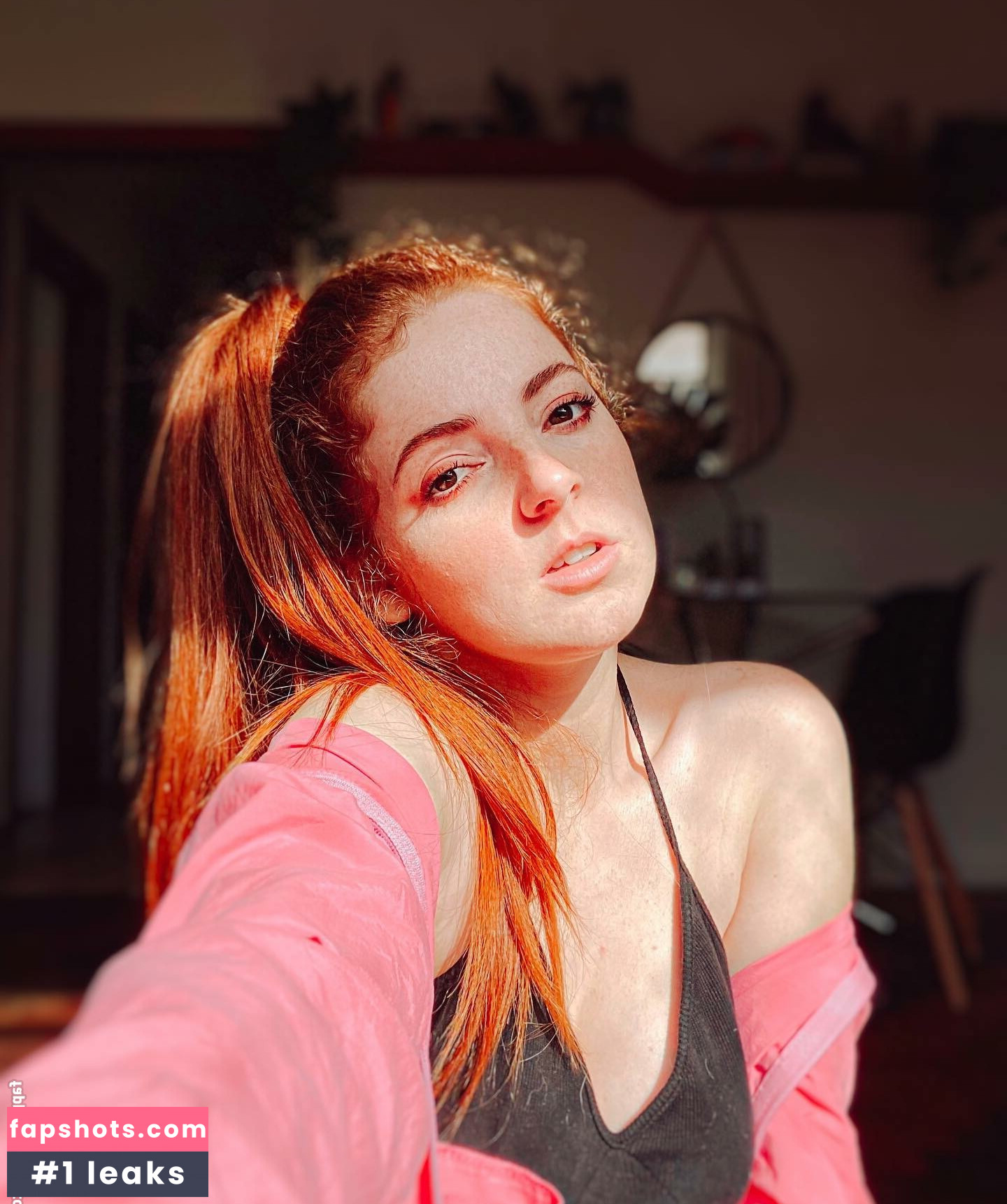 Mai Purper gallery photo #11