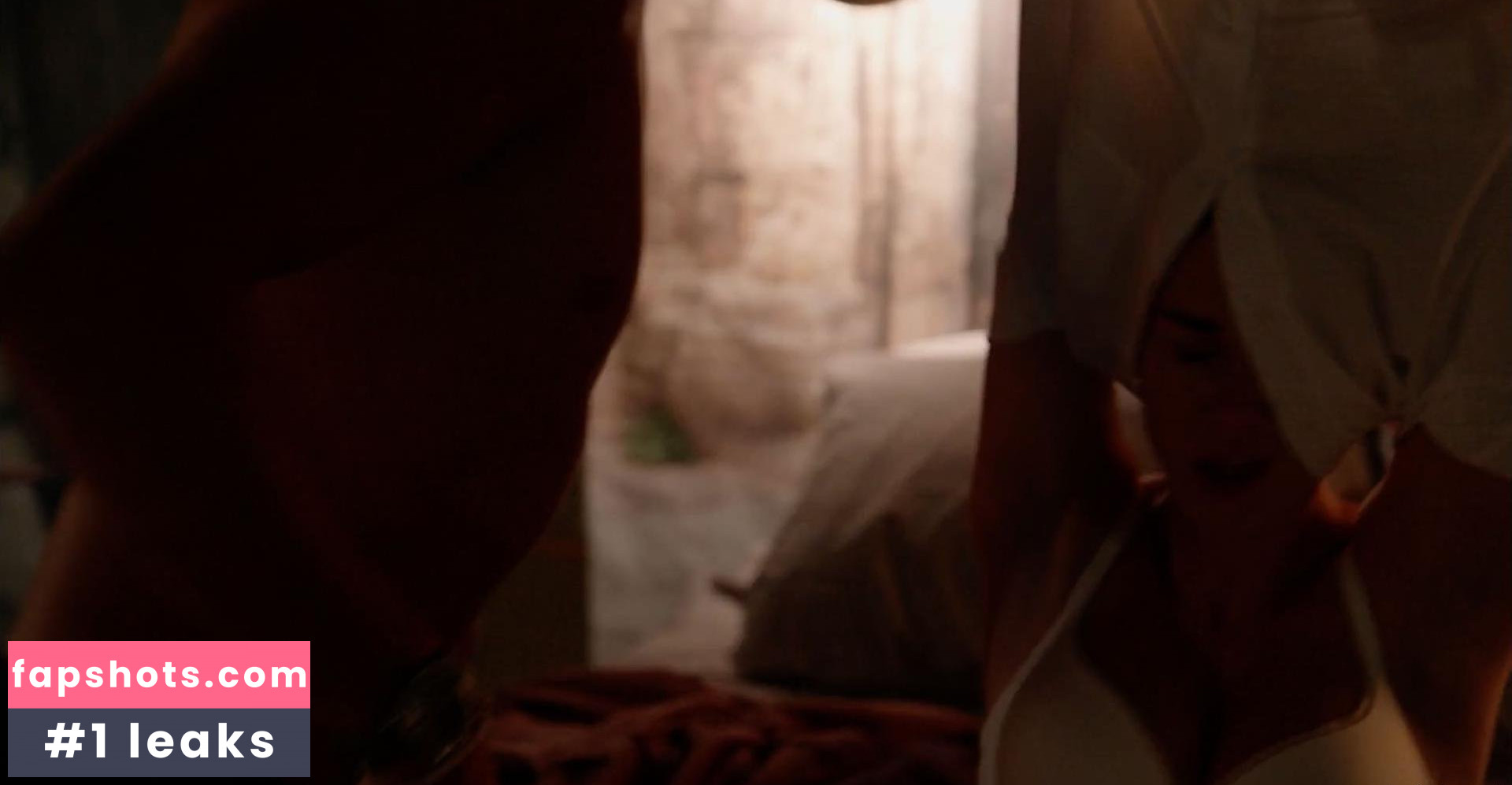 Maia Mitchell Nahé úniky fotek pouze od fanoušků #126 - Fapshots