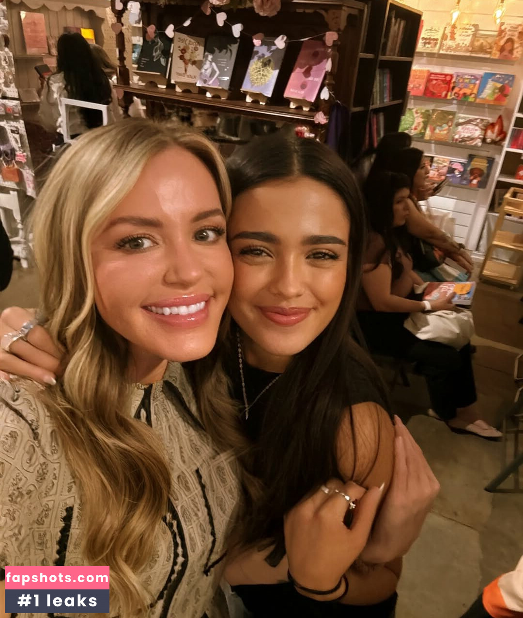 Maia Reficco Viqueira gallery photo #15