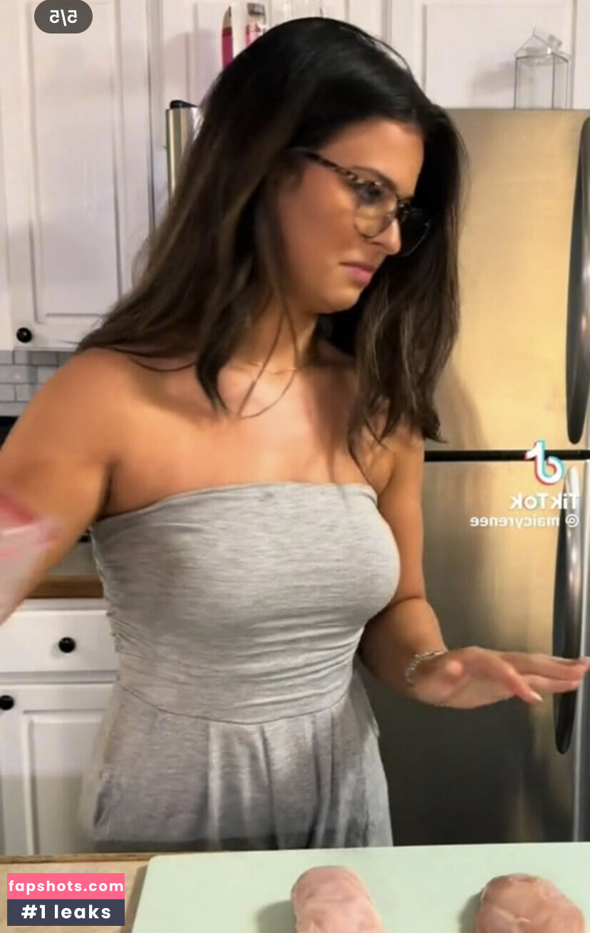 Maicyrenee gallery photo #7