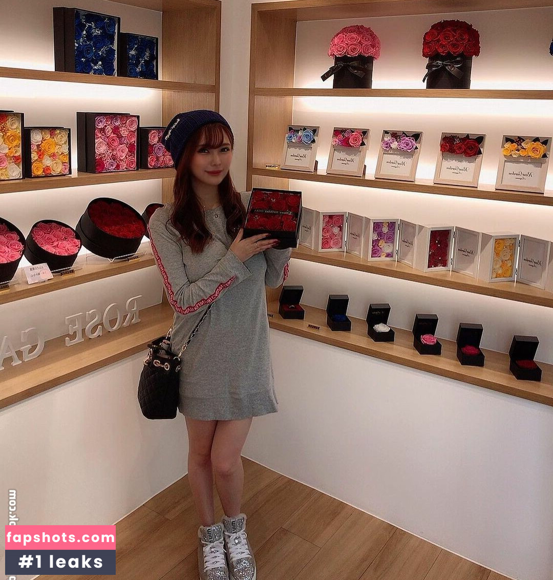 Maiha Hinata gallery photo #20