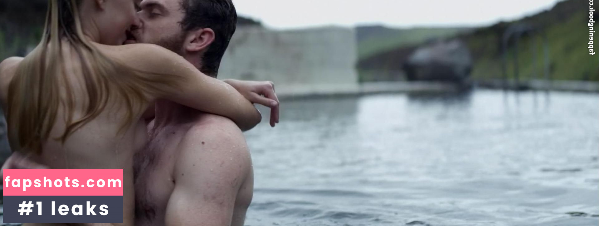 Maika Monroe gallery photo #117