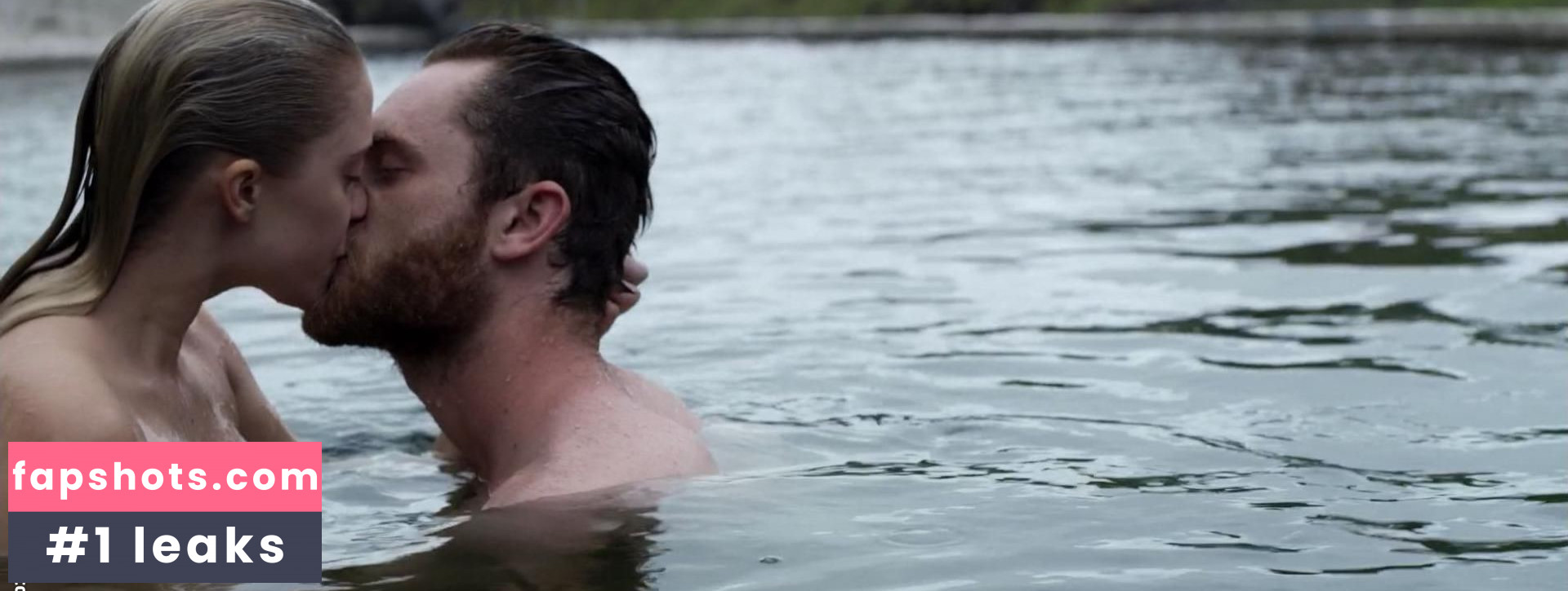 Maika Monroe gallery photo #119