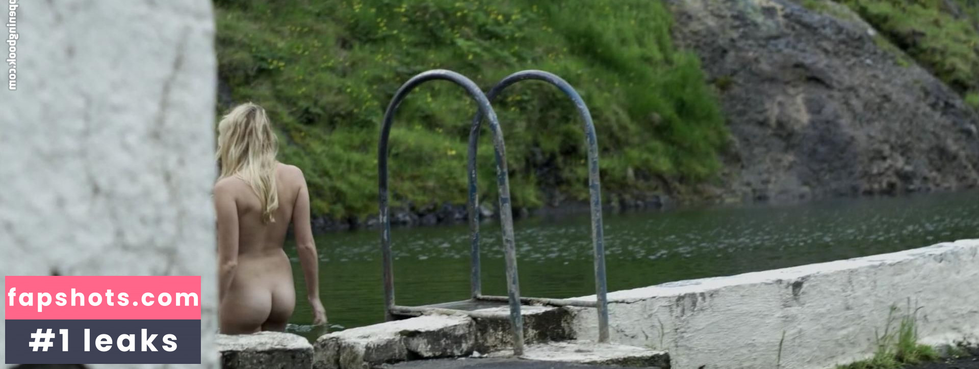 Maika Monroe gallery photo #122