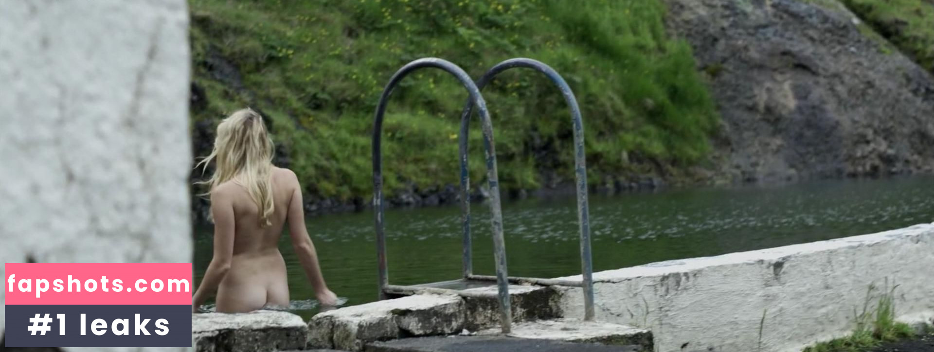 Maika Monroe gallery photo #123