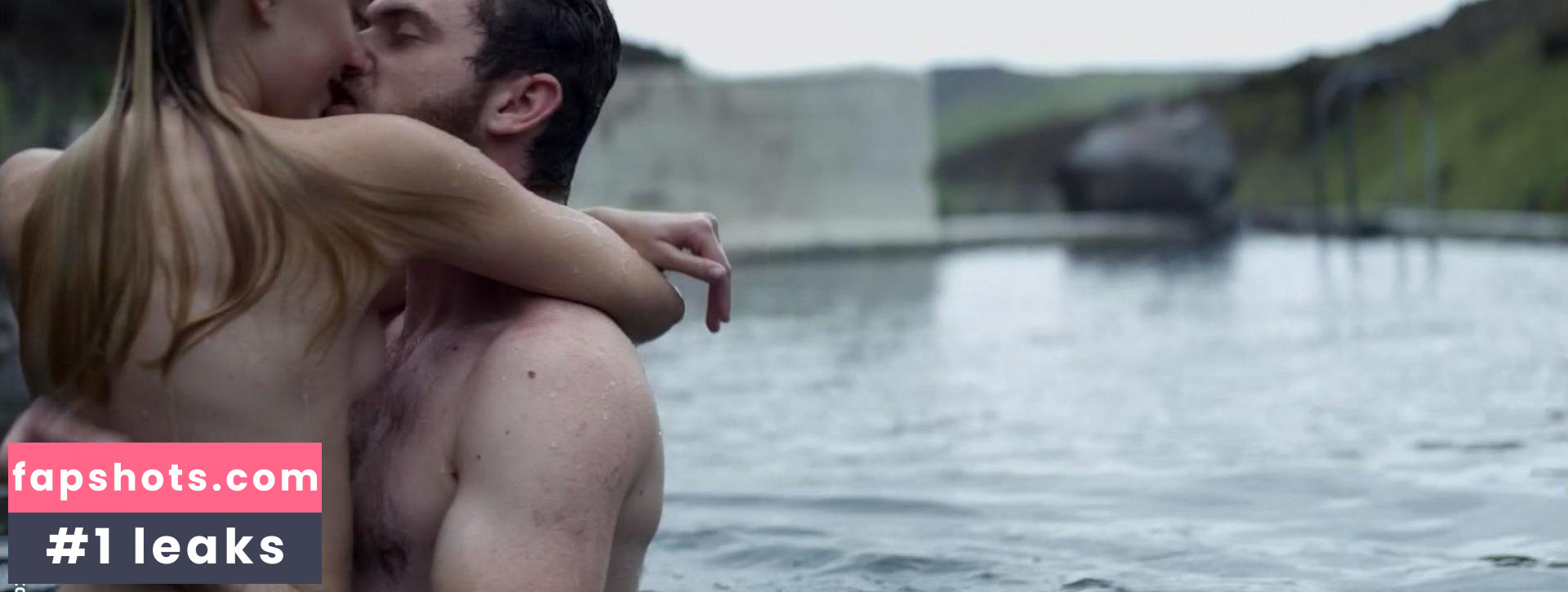 Maika Monroe gallery photo #156