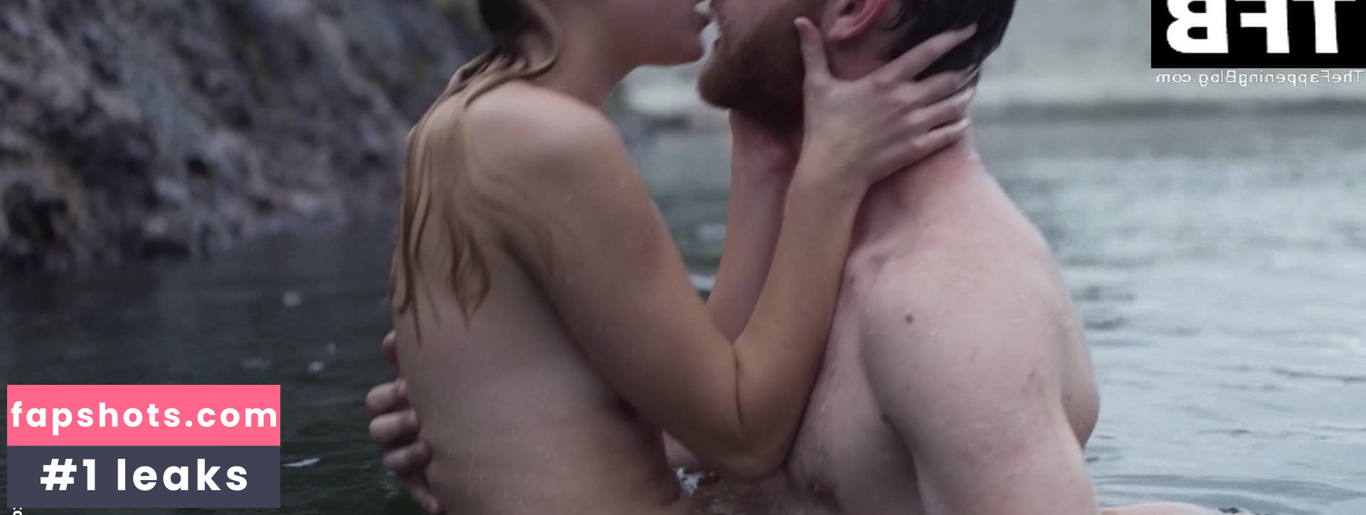 Maika Monroe gallery photo #73