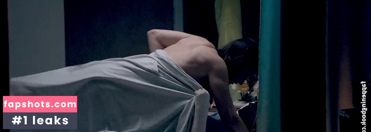 Maika Monroe gallery photo #88