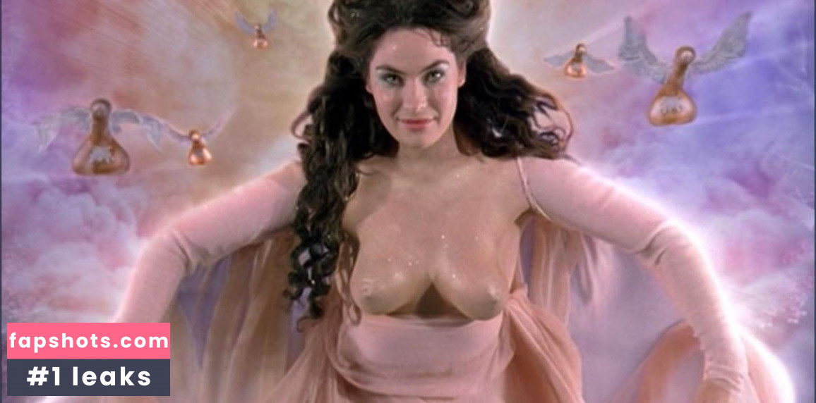 Maimie McCoy gallery photo #2