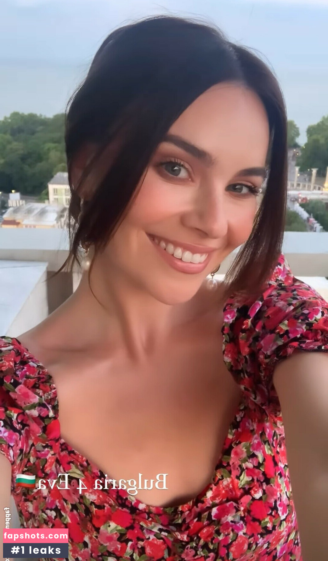 Mairéad Carlin gallery photo #11