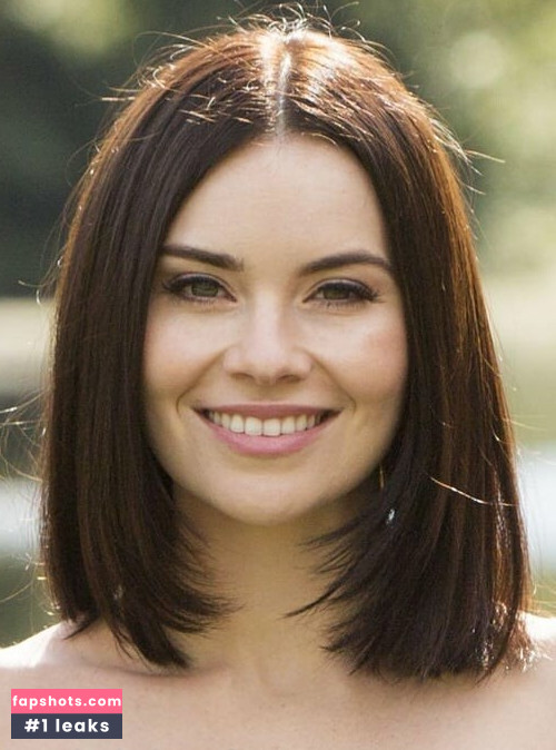 Mairéad Carlin gallery photo #14