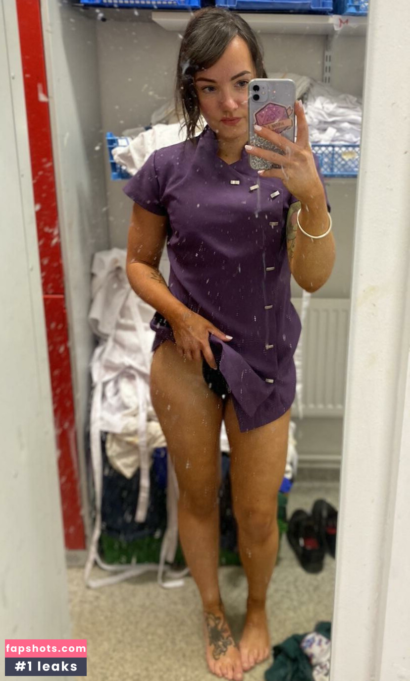 Maisey Brooks gallery photo #14