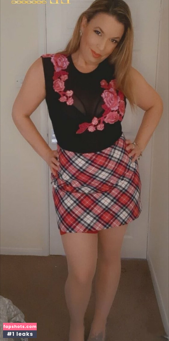 Maisie Lewis Nude Leaks OnlyFans Photos #27 - Fapshots