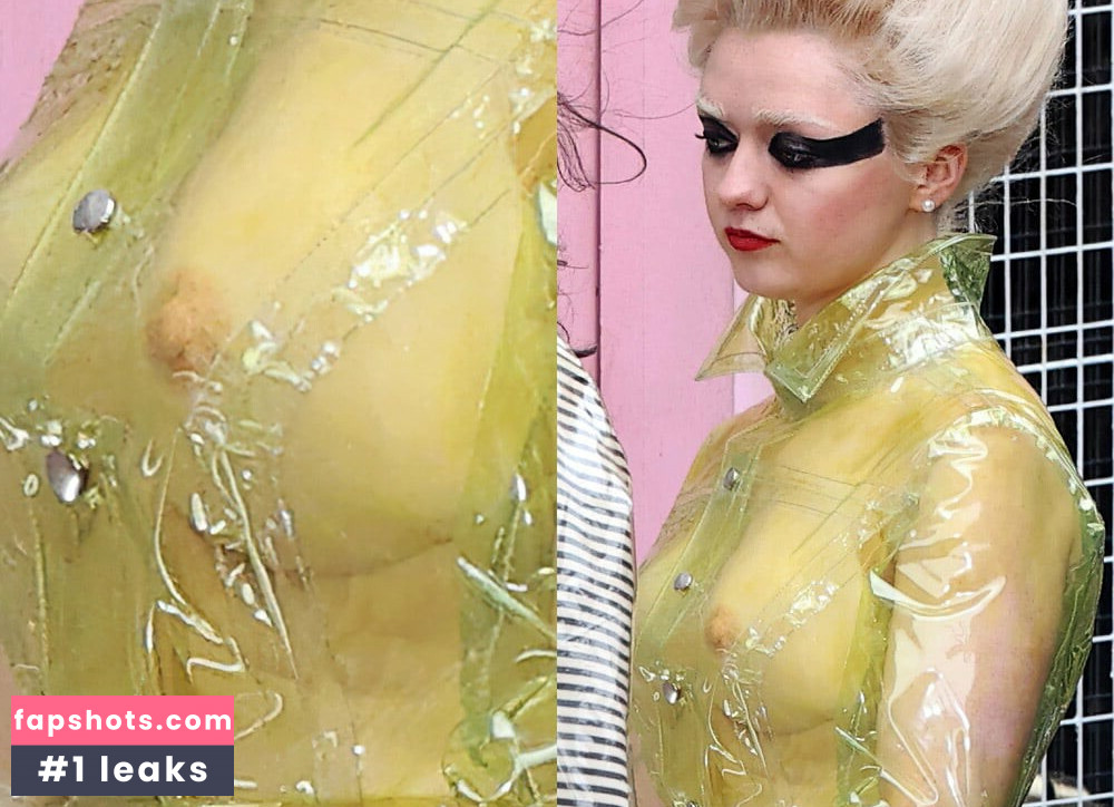 Maisie Williams Nude Leaks OnlyFans Photos #24 - LeakJerk