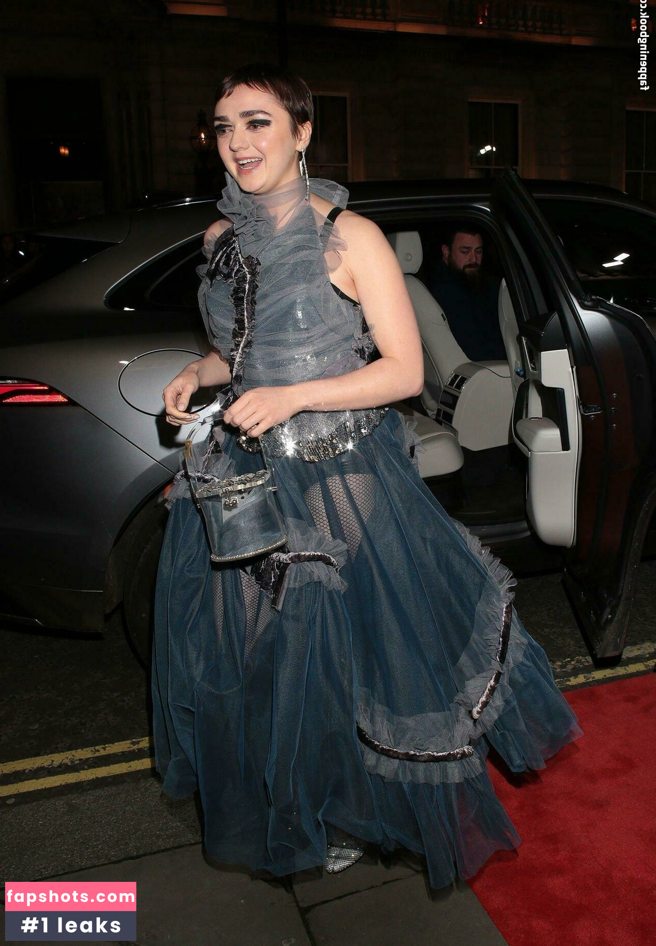 Maisie Williams Nahé úniky fotek pouze od fanoušků #261 - Fapshots