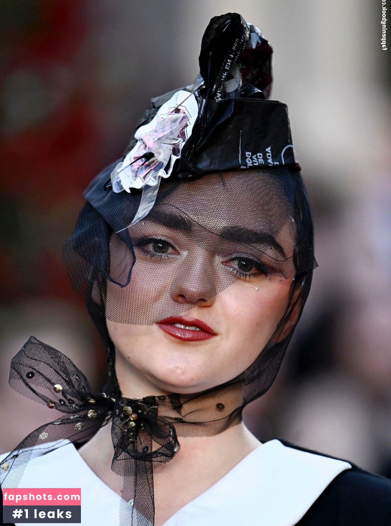 Maisie Williams Nude Leaks OnlyFans Photos #309 - LeakJerk