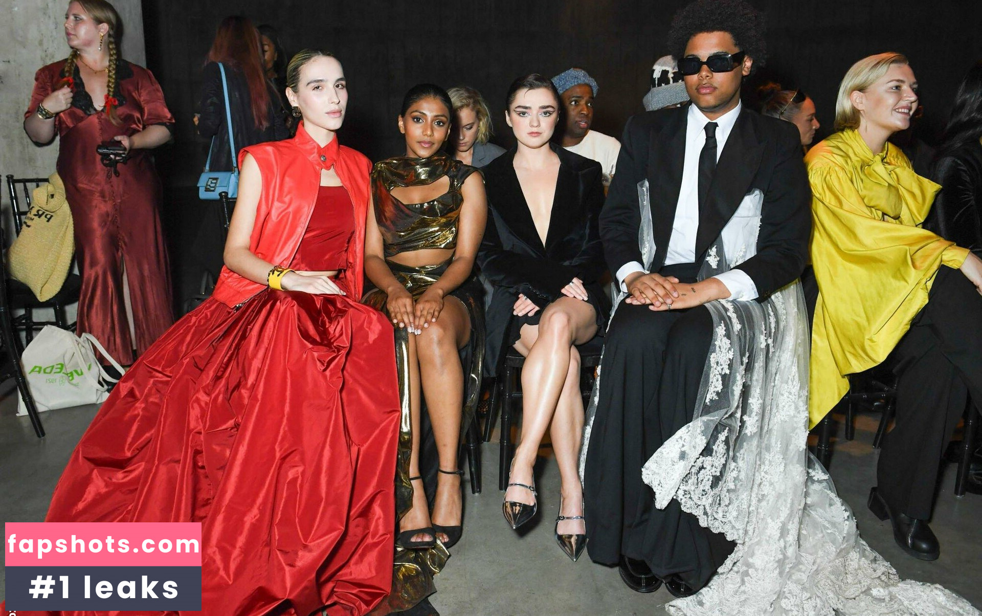 Maisie Williams Nude Leaks OnlyFans Photos #324 - LeakJerk