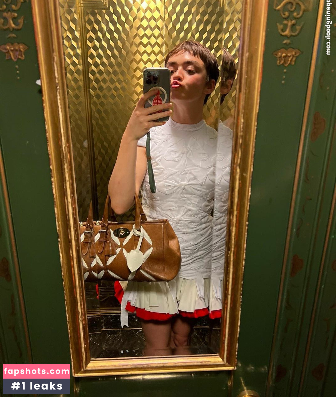 Maisie Williams Nude Leaks OnlyFans Photos #332 - LeakJerk