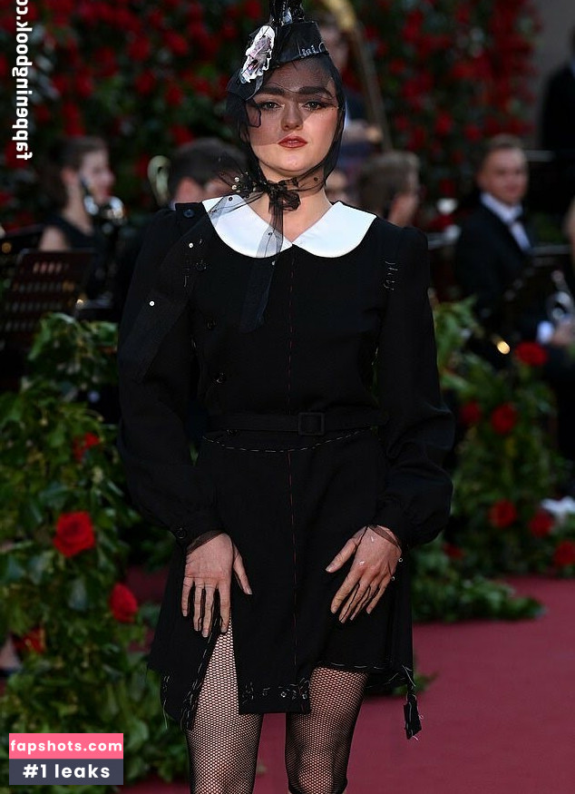 Maisie Williams Nude Leaks OnlyFans Photos #354 - LeakJerk