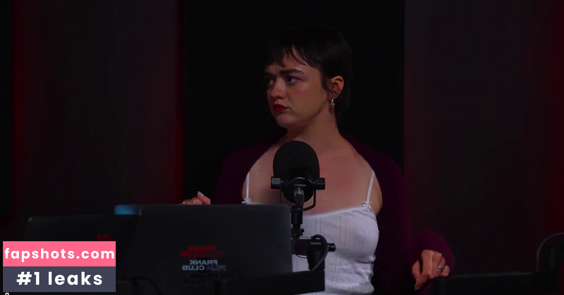 Maisie Williams Nude Leaks OnlyFans Photos #395 - LeakJerk