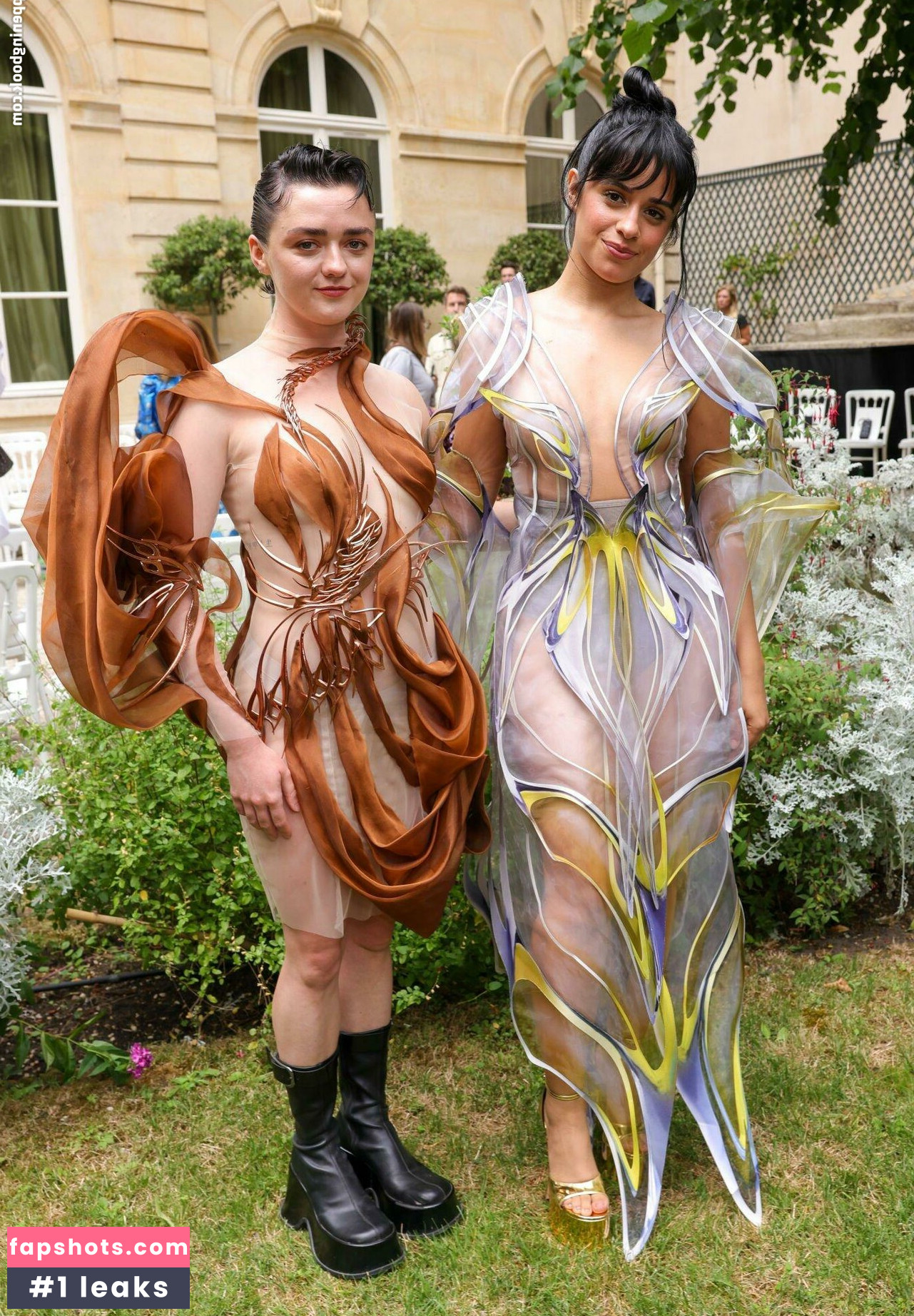 Maisie Williams Nude Leaks OnlyFans Photos #407 - LeakJerk