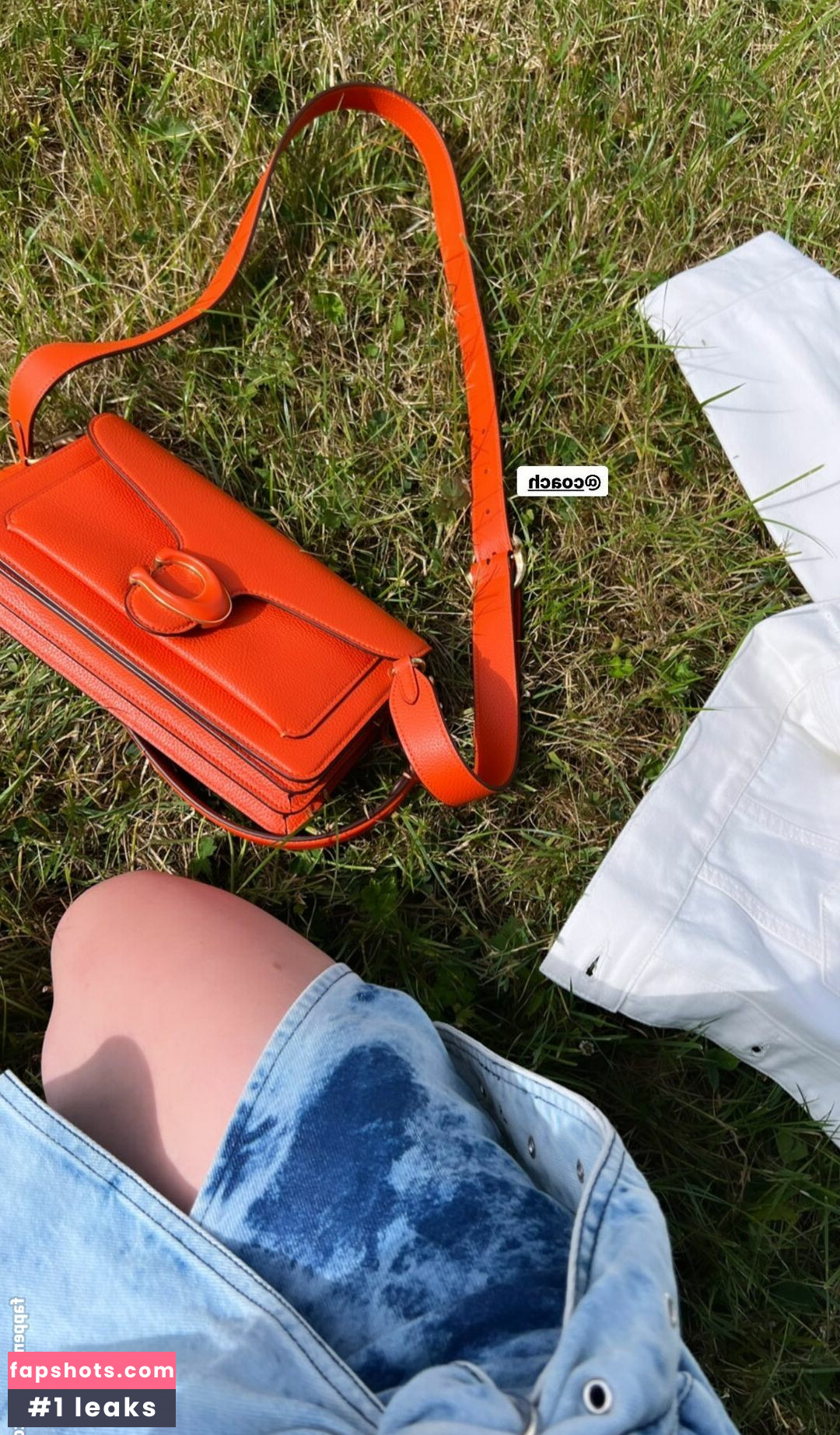 Maisie Williams Nude Leaks OnlyFans Photos #420 - LeakJerk