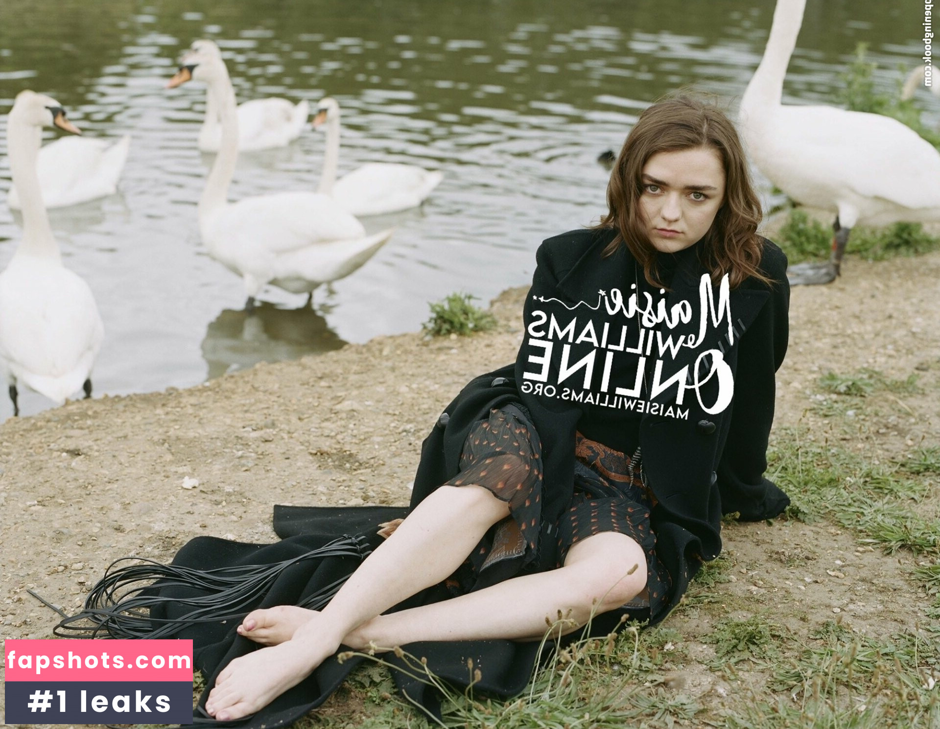 Maisie Williams Nude Leaks OnlyFans Photos #447 - LeakJerk