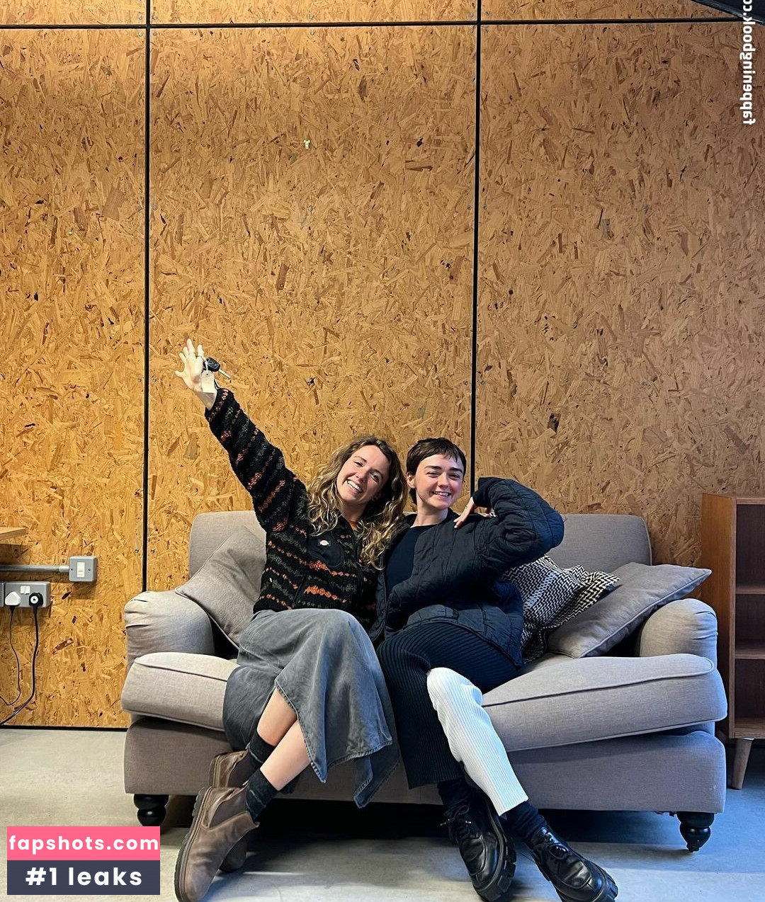 Maisie Williams Nude Leaks OnlyFans Photos #448 - LeakJerk