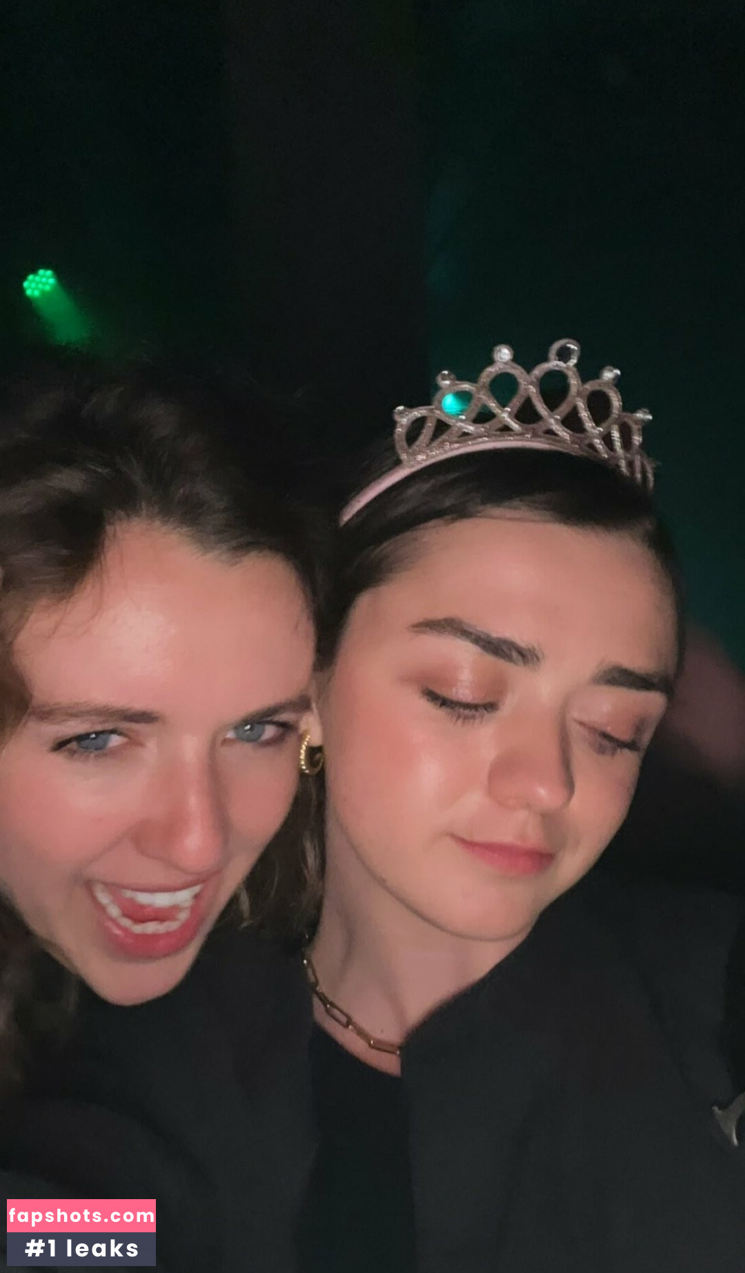 Maisie Williams Nude Leaks OnlyFans Photos #457 - LeakJerk