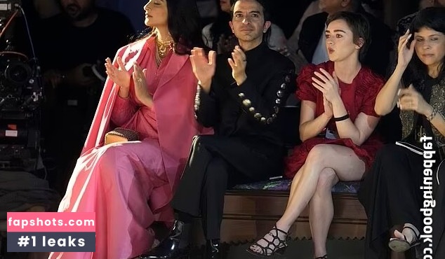 Maisie Williams Nude Leaks OnlyFans Photos #462 - LeakJerk