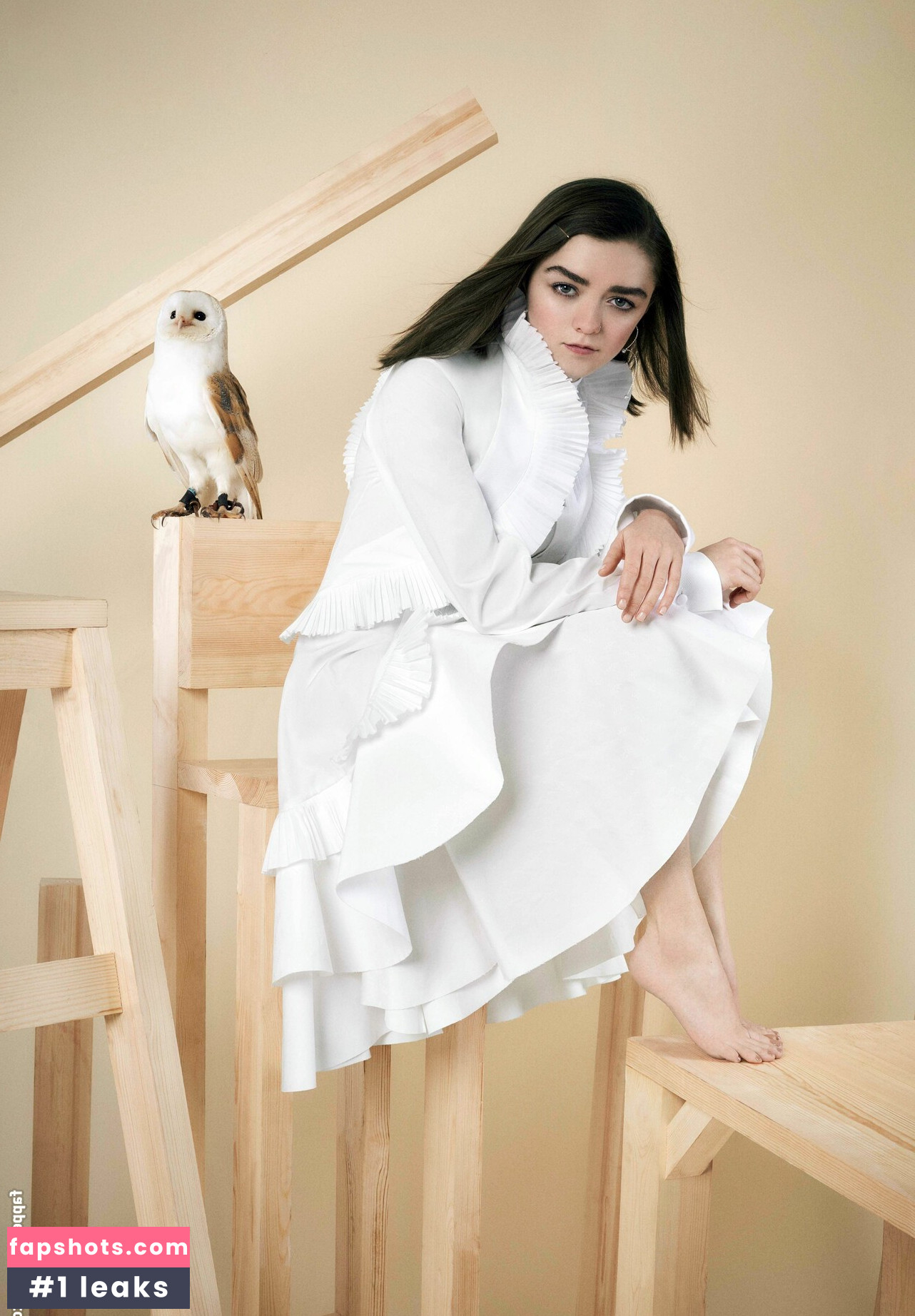 Maisie Williams Nude Leaks OnlyFans Photos #471 - LeakJerk